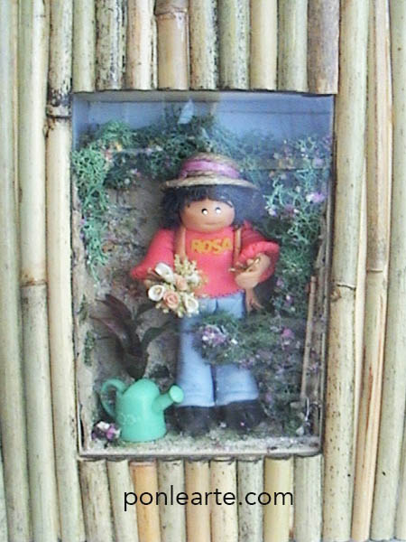 Escena en miniatura de una jardinera