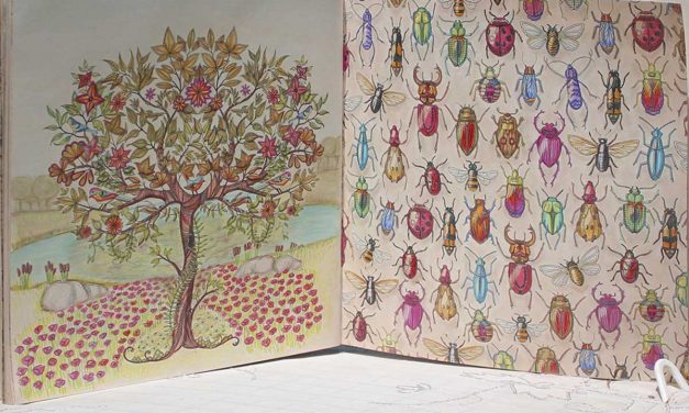 Arbol y escarabajos en el Jardín Secreto de Johanna Basford